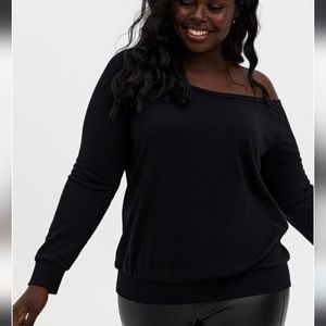 Off shoulder sweatshirt Torrid
